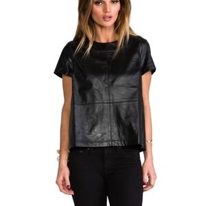 NWOT Revolve Leather Stretch Tee Top Funktional Atomic Rock Crop Lambskin Black